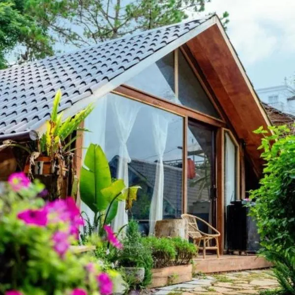 Đồi Gió Hú Homestay & Coffee Măng Đen、Kon Von Klaのホテル