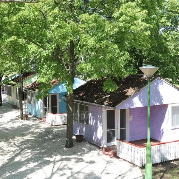 Tulipán Camping, hotel sa Gyenesdiás