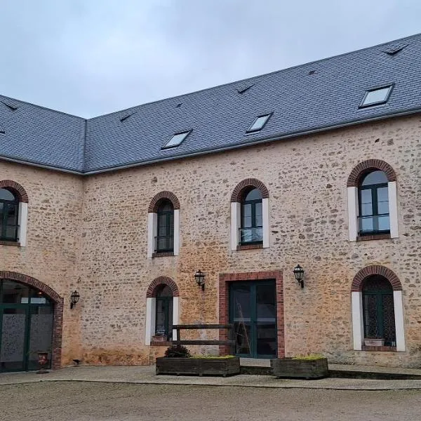 Domaine de Meslay, hotel in Fyé