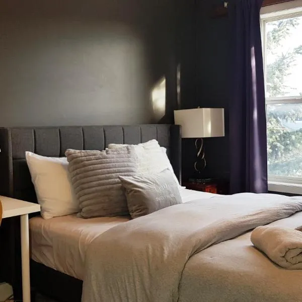 Tuscan Ridge Guesthouse Calgary West, hotel in Calgary