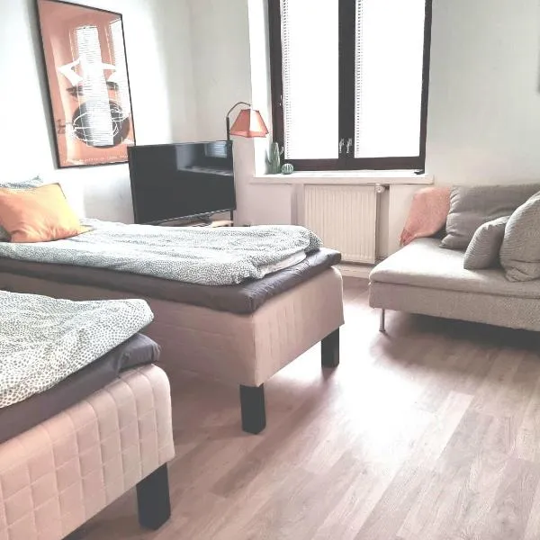 Studio Porin Karhu, home away home in Pori city center, free parking, Hotel in Pori