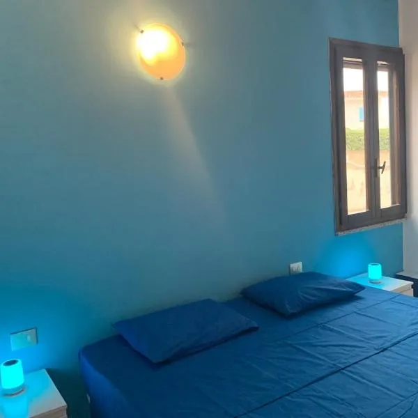 APPARTAMENTO CIELO pochi passi dal mare, hotel in Calasetta