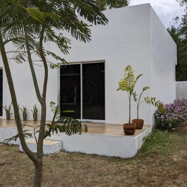 MHARI Guest Rooms, Hotel in San Juan