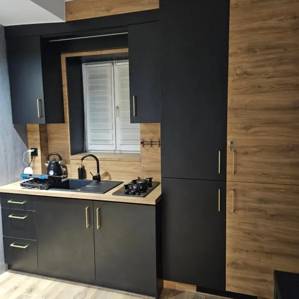 Pokój Sewi 1, hotel em Mieroszów