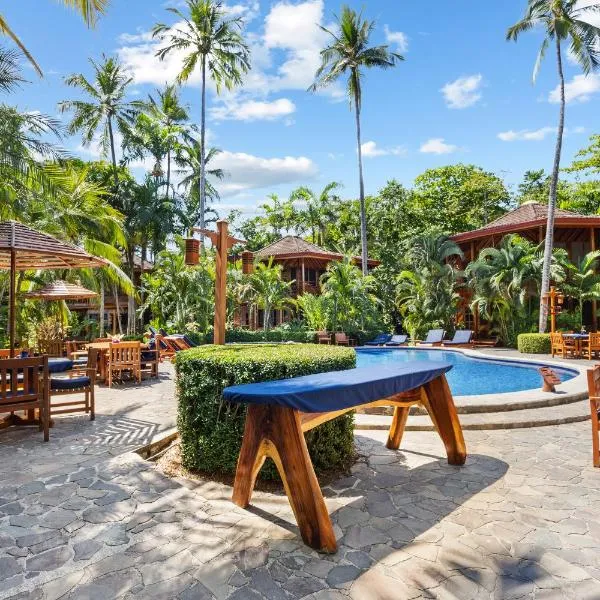 Tambor Tropical Beach Resort- Adults Only, hotel en Tambor