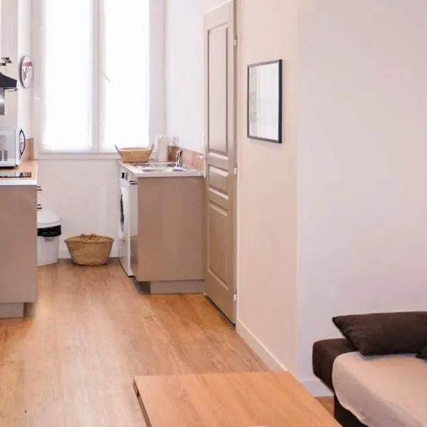 Barla 1 - a cosy one bedroom apartment in Nice, Hotel in Nizza