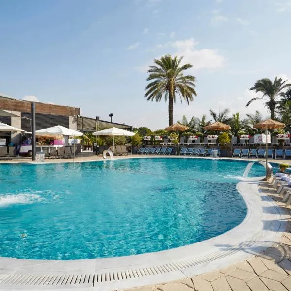 Dream Island Spa & Health Resort，位于Sede Yo‘av的酒店