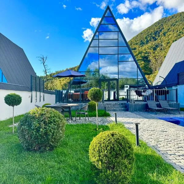 Qafqaz Falcon Chalet, hotel in Gabala
