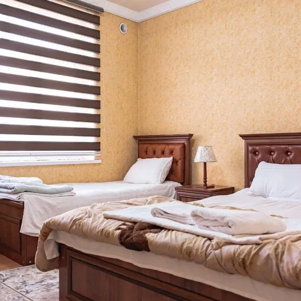 Major Guest House, Hotel in Fargʻona