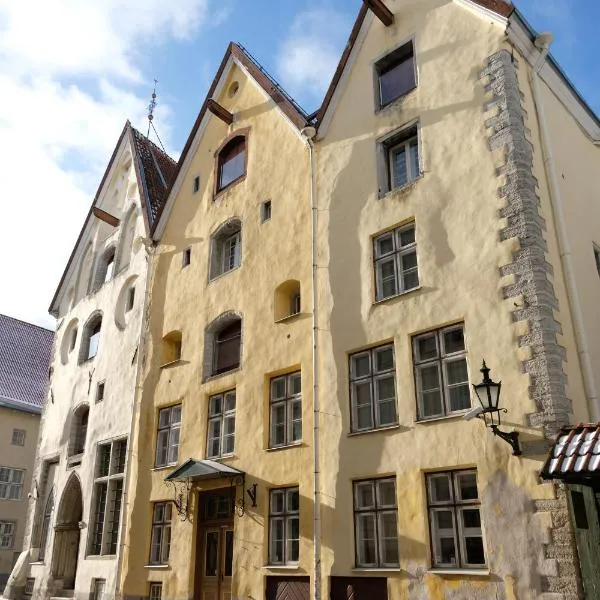 The Three Sisters Hotel, хотел в Талин