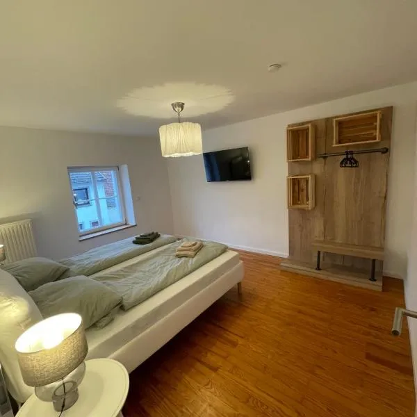 Urlaub-WeinhofHerrenberg 2, hotel v destinaci Schoden