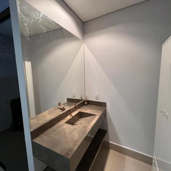 Suites Stival Centro, hotell i Goiânia