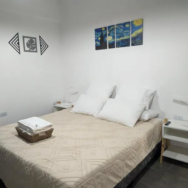 Departamento en Planta baja, centrico, cochera cubierta Sarmiento265apart D7, hotel in San Fernando del Valle de Catamarca