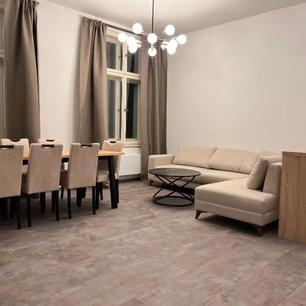 Pearl Bee Deluxe Suites, ξενοδοχείο στο Πίλζεν