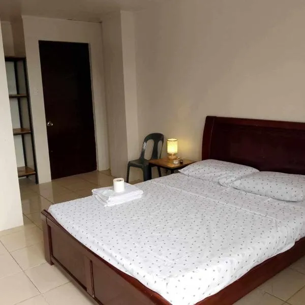 S and T Tourist Inn, hotel di Bulalaqui