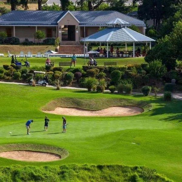 House 86 in Katberg Eco Golf Estate, hotell i Katberg