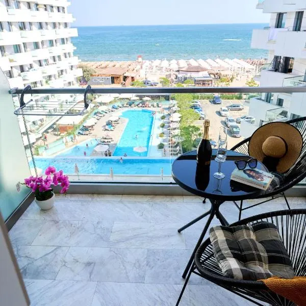 Studio M47 Infinity Spa Beach Resort, hotel em Mamaia