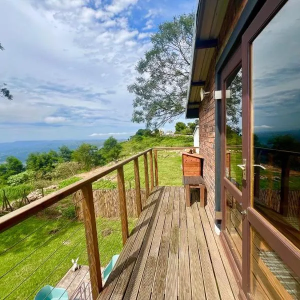 Blue Bird Lodge, hotel in Inchanga
