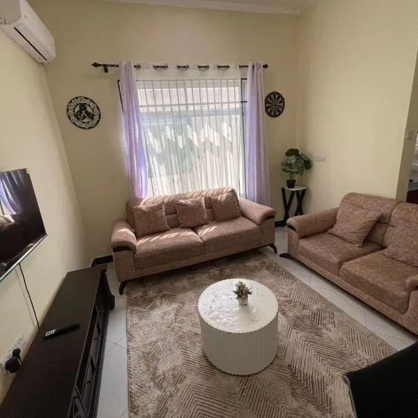 Mimykibz Homestays, ξενοδοχείο στο Νταρ ες Σαλάμ