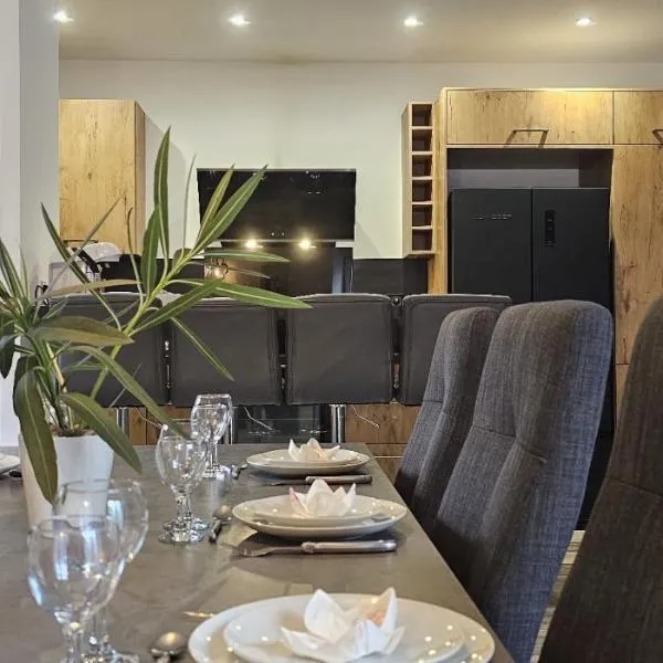 Le Coup de Foudre Jardin - Spacieux, hotel in Sancé