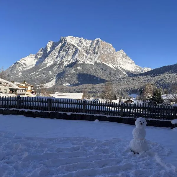 Alpinum Hostel, hotel in Biberwier