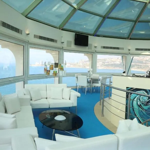 Portaluna Hotel & Resort, hotel v destinaci Džunija