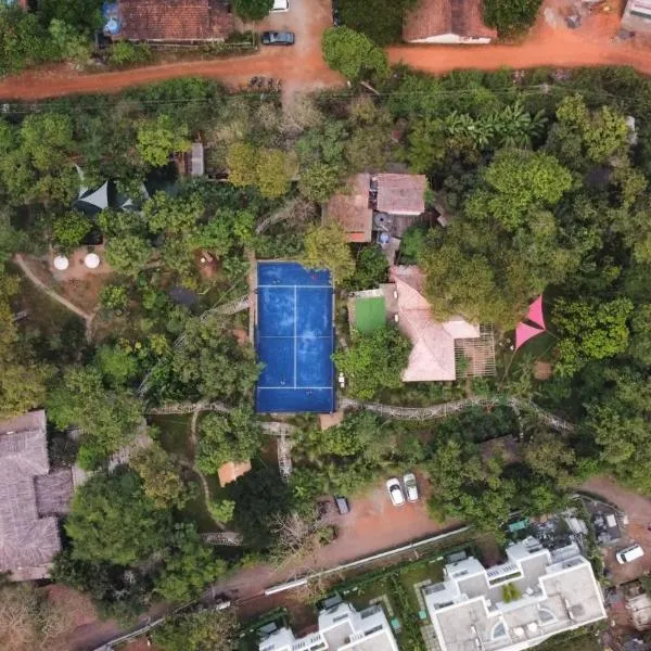 Circle, hotel in North goa