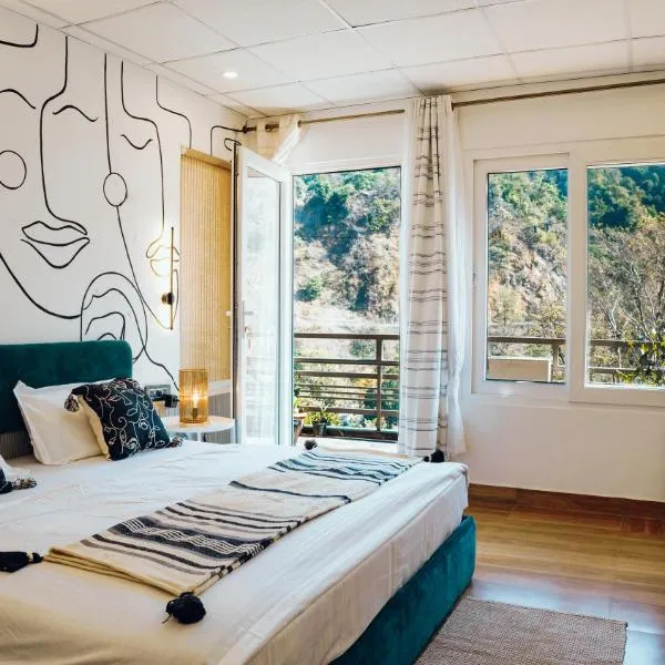Art Bliss Hostel, hotell sihtkohas Rishīkesh