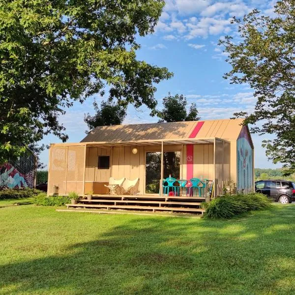 MAGNOLIA HOUSE by the RIVER BB，位于Primostek的酒店