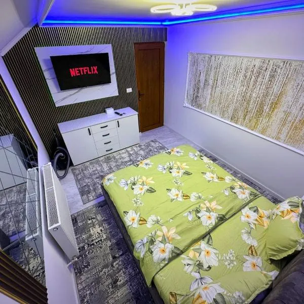 Apartament cu 2 Dormitoare de lux situat in complex ApartHotel Botosani 4, hotel v destinaci Botoşani