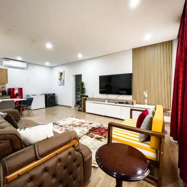 Grananda Villas # 83E, hôtel à Lusaka