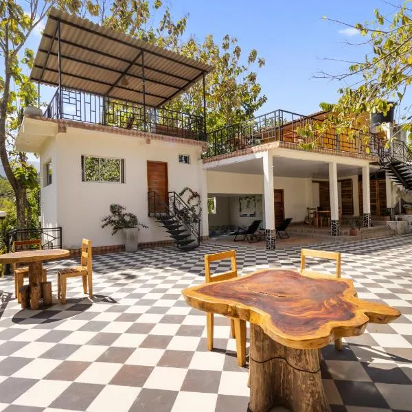 Las Tekas, ξενοδοχείο στη Σάντα Μάρτα