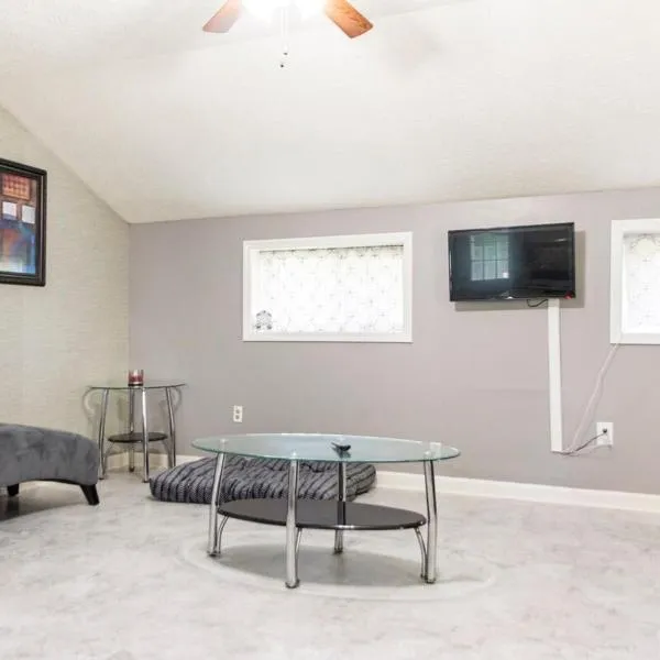 Kamau Farms Cottages, hotel in Dawsonville