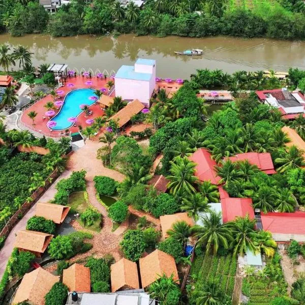 Rooster Mekong Resort, hotel in Cho Lach