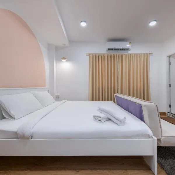 Marshmallow House, hotel in Sathani Lak Si