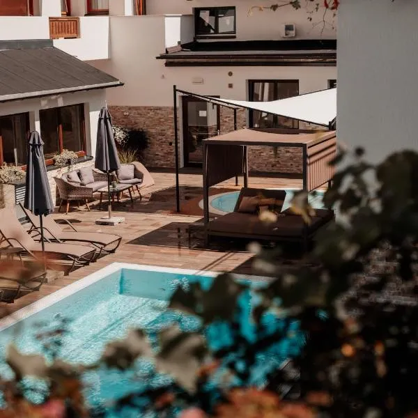 Kinderhotel Laderhof, hotel u gradu Ladis