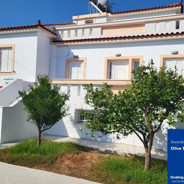 Olive Τree Ηouses, hotel in Votsalákia