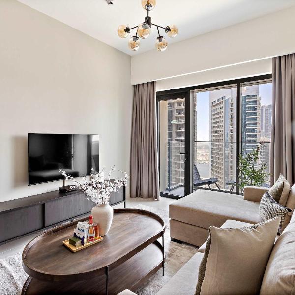 Silkhaus sophisticated 1BDR in Downtown premium tower, Dubaï