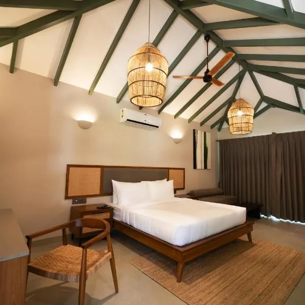 SinQ Anvaya, hotel din Maem