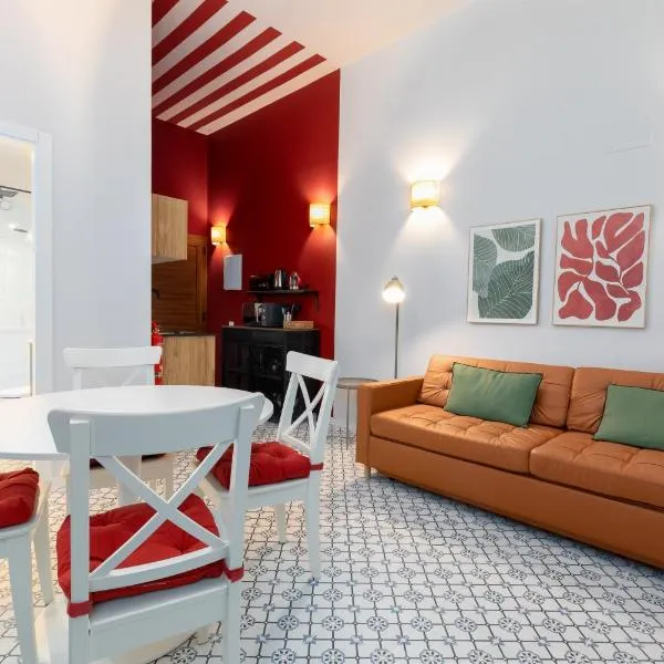 The Little Village Apartments, hotel in Valencia