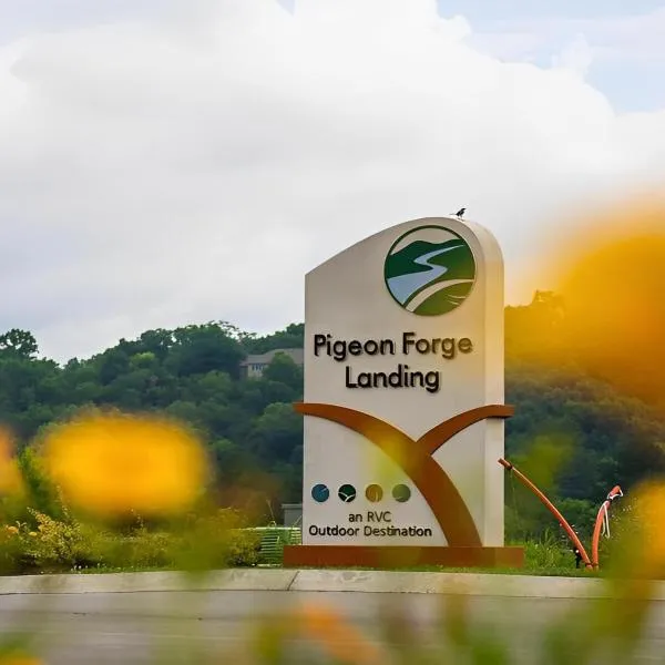 Pigeon Forge Landing RV Resort、ピジョン・フォージのホテル