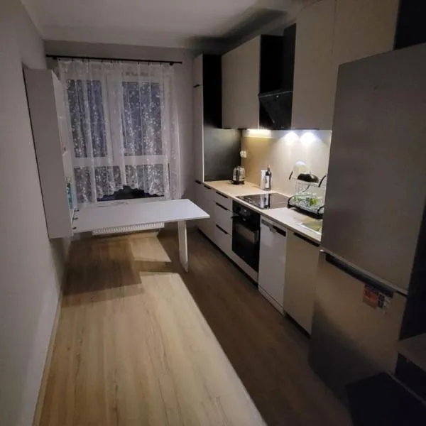 Illumina nowoczesny apartament 50m2, spokojna okolica, 25min do centrum, hotel v Krakově