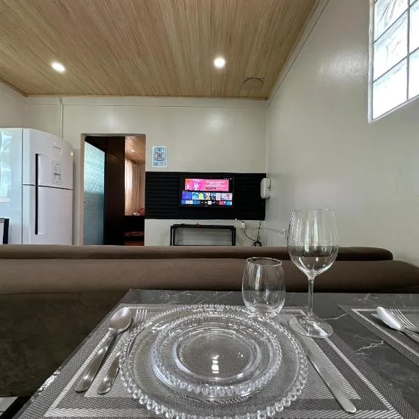 LOFT Completo - próximo ao Centro com Ar Condicionado, hotel in Joinville