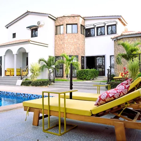 Keur Adiana, hotel in Ngaparou