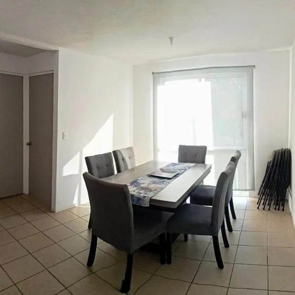 Depto cerca de Tequesquitengo, hotel in Tlatenchi