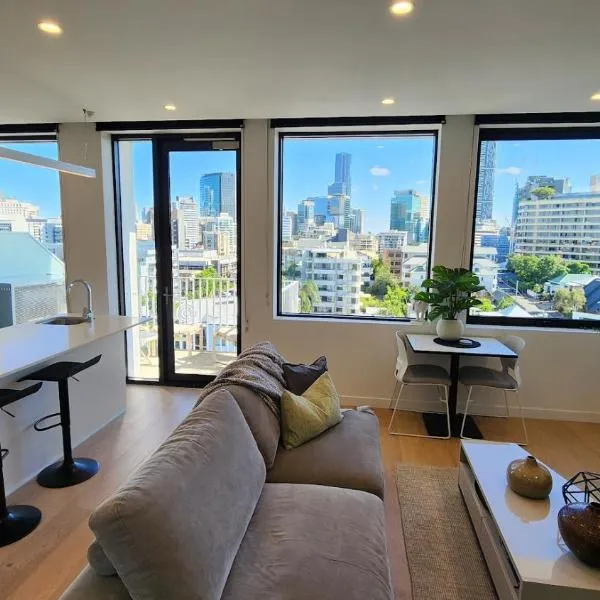 Lux City View Brisbane - Free Parking, hotel in Brisbane