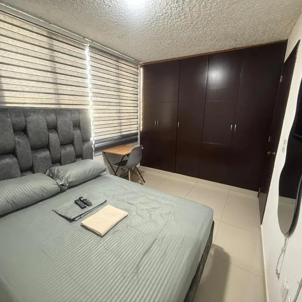 Hermosa habitación a una cuadra del Ventura Plaza 3, ξενοδοχείο σε Cúcuta