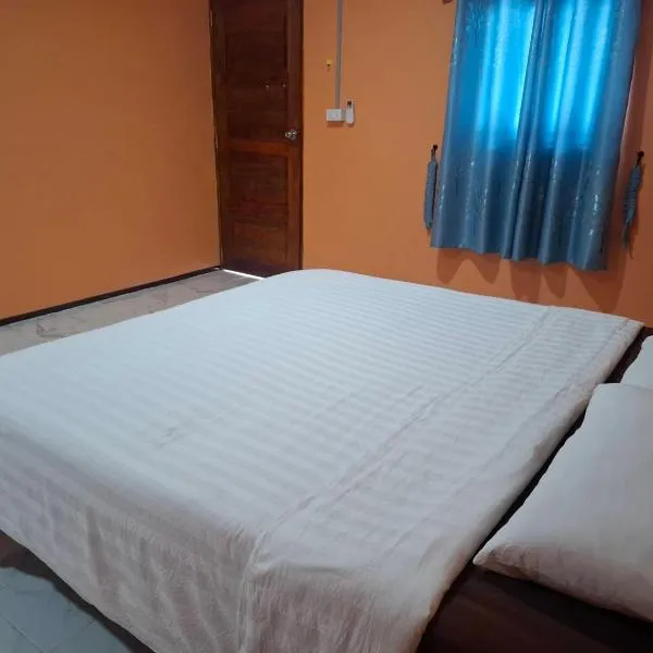 ฟาดิลบังกะโล fadel bangalow, hotel v destinaci Ko Yao Yai