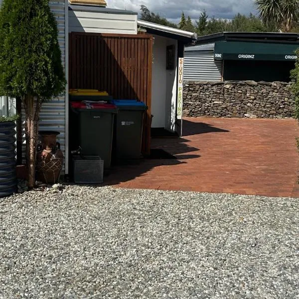Studio, hotel i Albert Town