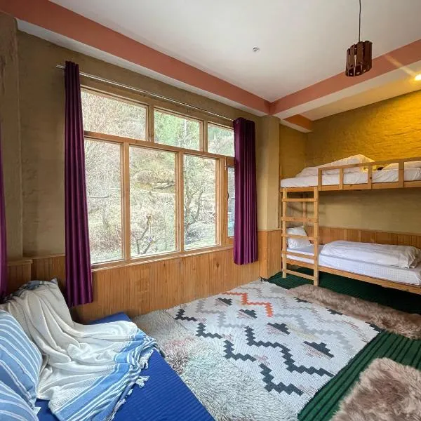 The Missinɠ Peace, Hotel in Shangarh